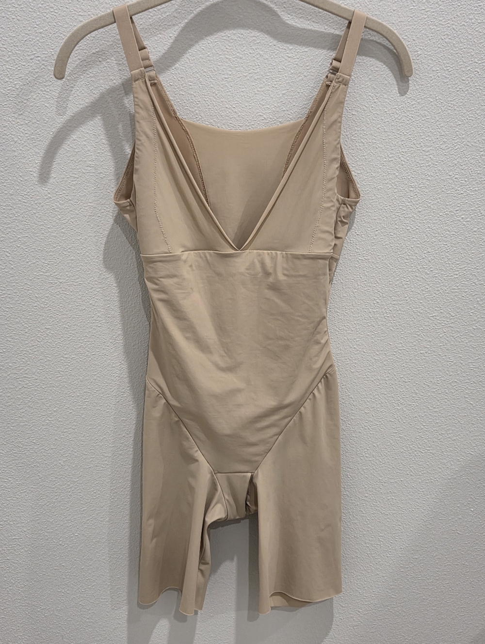 Flexees Nude Shaping Bodysuit Medium